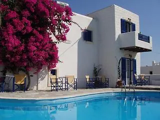 Mrs Armelina By Mr And Mrs White 4* Naousa
